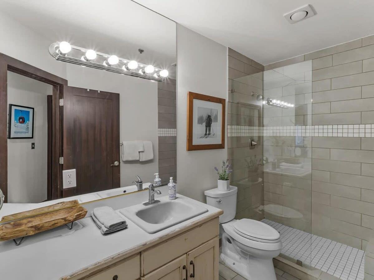 הוילה פארק סיטי Gorgeous 1Br Steps From Lifts With Private Hot Tub מראה חיצוני תמונה